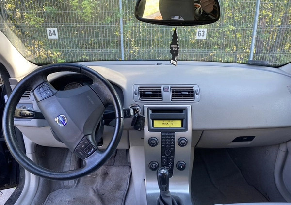 Volvo V50 cena 6500 przebieg: 285200, rok produkcji 2005 z Biała małe 46
